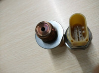 Nouveau capteur de pression d'huile de carburant 85PP26-93 03L906054 03L906054A pour Audi A1 A3 A4 A5 A6 Q5 S5 S6 SQ5 Q3 Q7