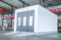 Cabine de peinture et de pulvérisation haute performance avec système centrifuge à 3 ventilateurs, four de cuisson professionnel chauffé au diesel