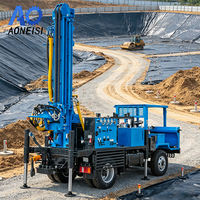 Foreuse hydraulique rotative montée sur camion, durable, pour puits d'eau, profondeur 260m, capacité 4.95T, vitesse 50km/h, pour forage de roches dures