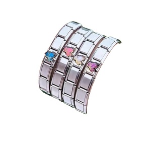 Abalorios a granel de 9 mm con diseños de Ojo, Luna, Estrella, Pez, Araña, Reina de Póker, Abalorios italianos para pulseras de eslabones - Product Image 3