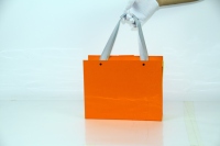 Caja de Cartón Corrugado Cuadrada Ecológica con Logotipo Personalizado, Cierre Magnético con Acabado Dorado, Recubrimiento UV, Impresión a Cuatro Colores