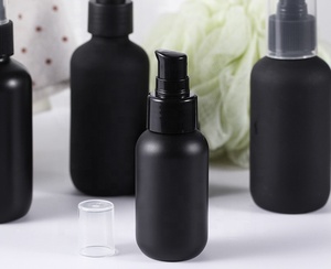 Bouteilles en plastique carrées de luxe en Turquie Texture d'<span class=keywords><strong>olive</strong></span> incurvée Caractéristiques d'assainissement uniques de pulvérisation de brouillard de Cologne pour shampooing à usage personnel - Product Image 3