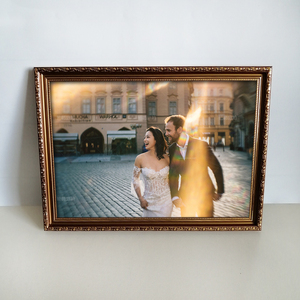 Phong cách Châu Âu PS độc đáo sang trọng Khung ảnh <span class=keywords><strong>4x6</strong></span> <span class=keywords><strong>5x7</strong></span> 6x8 8x10 A4 inch màu nâu biểu tượng tùy chỉnh Polystyrene khung đúc - Product Image 2