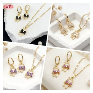 Juego de Joyería Vintage con Diseño de Oso y Lazo, Chapado en Oro de 18k, Collar y Aretes con Circonitas, Regalo para Mujeres y Niñas, Hengdian - Product Image 2