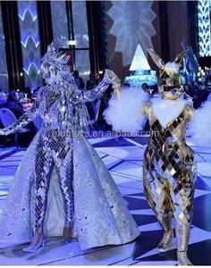 Costume da Coniglio Riflettente OEM, Abito da Regina Argentato, Outfit di Lusso da Donna per Feste in Maschera, Halloween, Matrimoni ed Eventi - Product Image 1