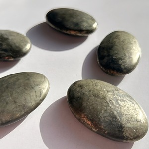 Pierre de Pyrite Polie Naturelle de Haute Qualité pour la Guérison, Pierre de Palmier pour la Décoration Intérieure et les Cadeaux de Noël (Vente en Gros) - Product Image 3