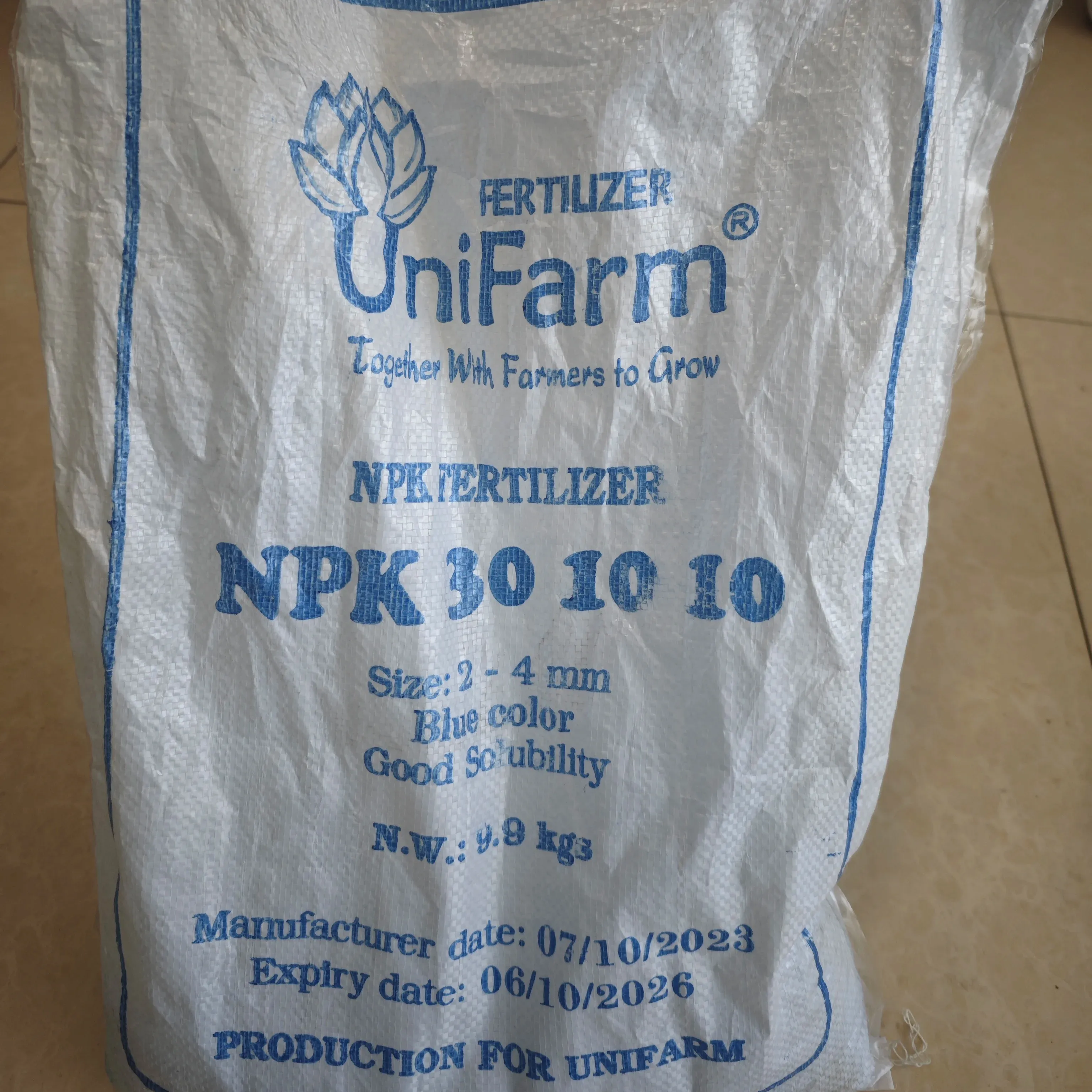 Hóa Chất Nông nghiệp Phân bón phân bón hữu cơ NPK 20-8-18 giá rẻ