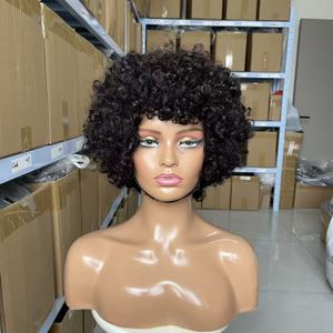 Perruque courte bouclée africaine pour femmes, perruque pixie sans colle fabriquée à la machine avec <span class=keywords><strong>cheveux</strong></span> brésiliens noirs coupés pour perruques en <span class=keywords><strong>cheveux</strong></span> humains - Product Image 1