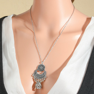 Ethnic <b>Silver</b> Plated <b>Necklace</b> And Earring <b>Set</b> Women's Floral Design Party Jewelry Alloy Fashion Jewelry <b>Sets</b> - Product Image 2