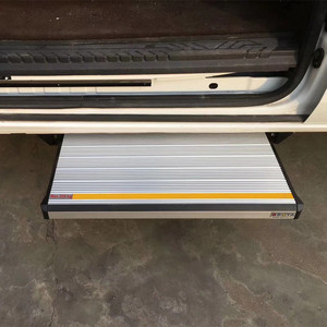 บันไดไฟฟ้า Starlight สำหรับรถบ้าน RV รุ่น Maxus V80 Yufeng Ford Transit Iveco Sprinter บันไดประตูกลาง - Product Image 5