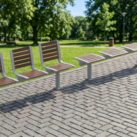 Banc d'extérieur 4 places toutes saisons avec lattes imitation bois et structure en métal blanc – Sièges publics pour parcs, gares et écoles