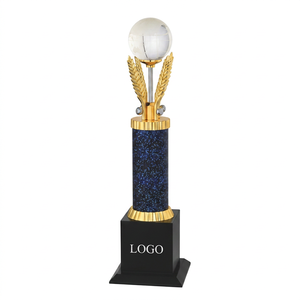 Trofeo deportivo de metal con globo en la parte superior y diseño de espiga, modelo 707 A B C, base grabada duradera para premios con base de madera - Product Image 1