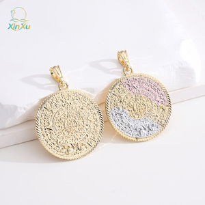 Collar con Colgante Religioso de Moda para Mujer, Chapado en Oro de 18K, Calendario Azteca, Joyería Mexicana, Oro, Reina Maya, Engaste de Bisel - Product Image 1