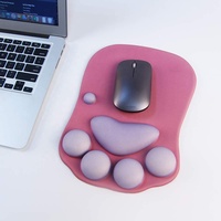 Tapis de souris ergonomique OEM personnalisé, tapis de souris en silicone souple mignon en forme de patte de chat avec repose-poignet, tapis de souris de dessin animé pour le bureau et la maison