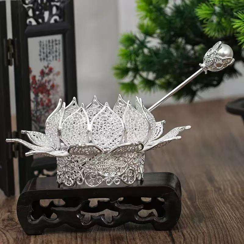 Silver lotus crown with hairpin
