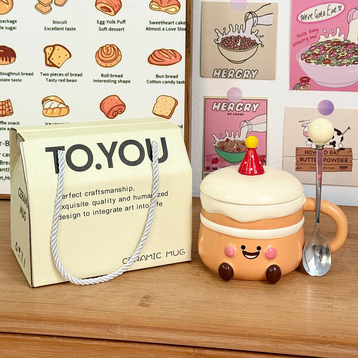 [ชุดกล่องของขวัญพร้อมฝาถ้วยและช้อนกลม] ตุ๊กตาเค้กครีมสัมผัสนุ่ม