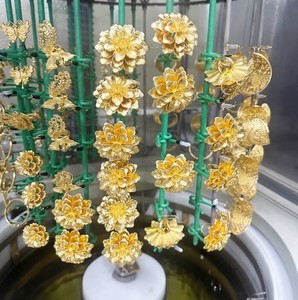 Équipement d'électroformage de bijoux creux de précision Formation technique directe en usine Processus d'électroformage en or 18 carats - Product Image 6