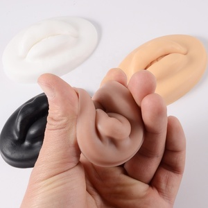 Vente en gros de bijoux de corps de pratique de piercing à lèvres en modèle de bouche en silicone souple flexible avec <span class=keywords><strong>diamant</strong></span> pour outil d'enseignement de crevaison de <span class=keywords><strong>tatouage</strong></span> - Product Image 6