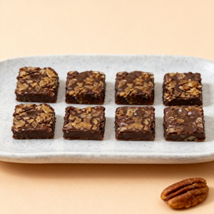 Yaourt crémeux au chocolat et aux noix de pécan, bonbon lacté, collation - Product Image 2