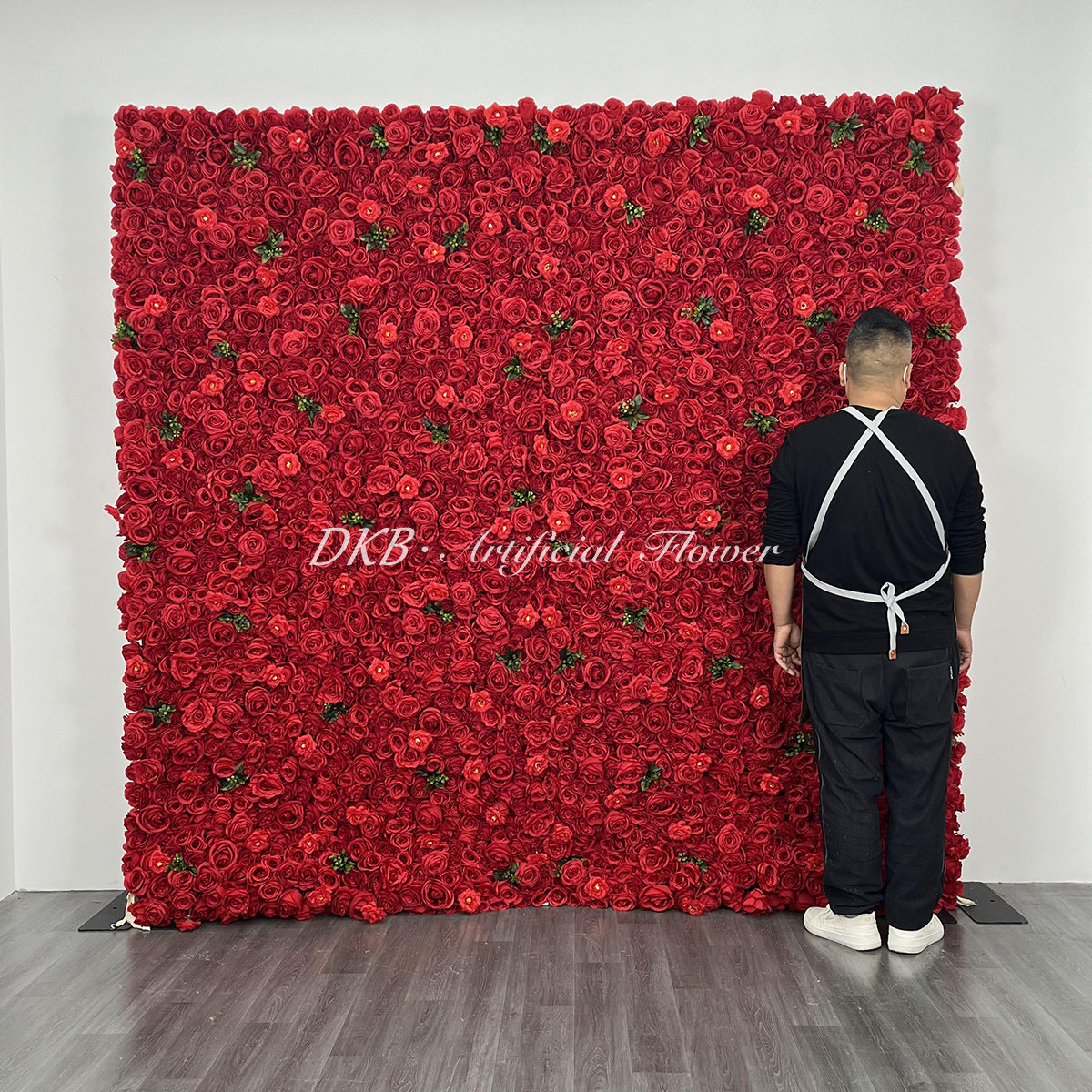 backdrop heart red roses
