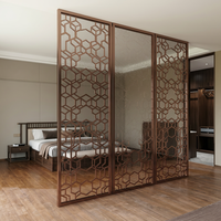 Paravent décoratif moderne en acier inoxydable 304 découpé au laser, idéal pour les mariages, les hôtels et la décoration intérieure des halls.