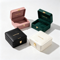 Boîte d'expédition en carton ondulé magnétique de luxe personnalisée, boîte cadeau universelle avec doublure en éponge recyclable