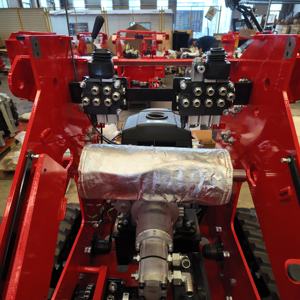 Pemuat Skid Steer Mini (pemuat roda + versi 800/1000kg bertenaga Diesel + terjangkau - Product Image 4