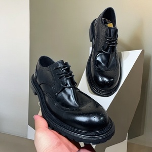 Zapatos de vestir formales para hombre, estilo retro lavado, con broche de brocado en relieve, de cuero genuino, suela gruesa, con cordones, que aumentan la altura - Product Image 4