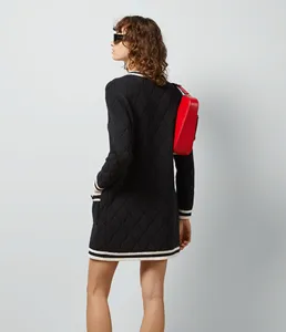YT OMD & OEM超微細ウールピケコートと女性のセクシーなウールセーターコート