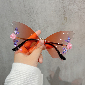 2025 nuevas gafas, venta al por mayor, gafas de sol con mariposa de diamantes, 2024, gafas de sol sin montura para mujer, gafas de sol - Product Image 2