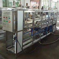 Ligne de production complète de machine d'embouteillage de remplissage d'eau minérale pure de baril de bouteille PET de 5 gallons de 18L