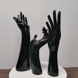Maniquí de mano de fibra de vidrio negro, mano de joyería a la venta - Product Image 3