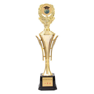 Trofeo dorado de plástico a precio barato al por mayor, diseño sencillo, tapa de trigo personalizada, base en blanco negra, premios de trofeo de estudio personalizados - Product Image 6