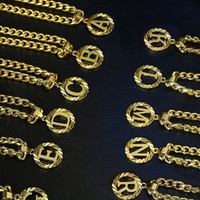 Collier chaîne cubaine personnalisé avec initiale, pendentif rond 26 lettres de l'alphabet, bijoux en cuivre plaqué or 24 carats, vente en gros