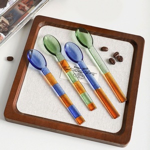 Cuillères à mélanger colorées en verre avec manche pour fêtes, desserts, thé, café, cocktails, glaces, yaourts, confitures, sucre et sel - Product Image 2