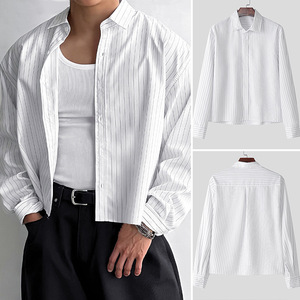 Chemises décontractées plissées unies à manches longues pour hommes, col à revers ample, boutonnées et respirantes – Vente en gros - Product Image 2