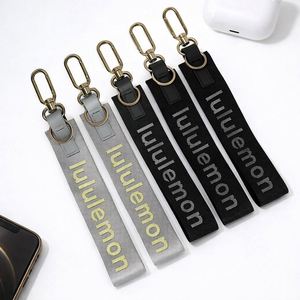 Porte-clés personnalisé en nylon imprimé en sérigraphie, durable, lavable, écologique, avec mousqueton pour une utilisation quotidienne - Product Image 3