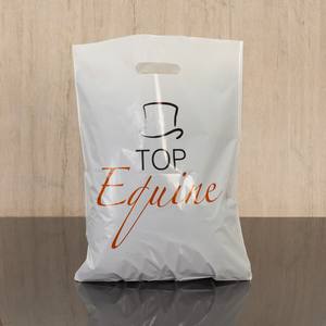 Sac de shopping en plastique avec poignée, sac de shopping biodégradable avec soufflet latéral, poignée à patch, matériau durable et impression personnalisée - Product Image 1