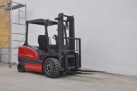 Chariot élévateur électrique AC robuste HZHI CPD 3 tonnes avec batterie lithium-ion, pneus pleins, mât renforcé, essieu motric, bornes de connexion en acier