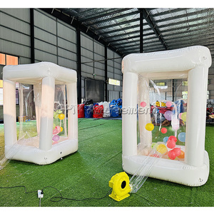 Caja de Dinero Inflable Blanca para Fiestas, Alquiler Comercial - Product Image 4