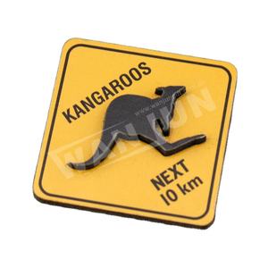 Imanes de Nevera en Blanco al por Mayor de 40x40 mm, Imán de Nevera de Madera 2D con Diseño de Canguro - Product Image 1