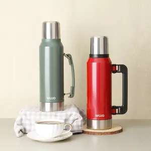 زجاجات حافظة للحرارة من الفولاذ المقاوم للصدأ للماء والقهوة للسفر خارج المنزل بسعر المصنع من WUJO مزودة بيد مسك زجاجات مفرغة