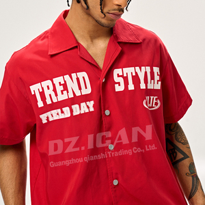 Conjunto de Camisa y Pantalones Cortos de Nylon Personalizados para Hombre, Estilo Urbano con Serigrafía, Camisa de Manga Corta con Cuello Solapa y Pantalones Cortos Oversize - Product Image 4