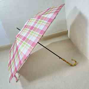 ร่มกันฝนอัตโนมัติ 8 ซี่โครง แบบยาว สำหรับผู้หญิง สีสันสวยงาม ด้ามไม้ไผ่ตรง  รับสกรีนโลโก้ ของขวัญ - Product Image 6