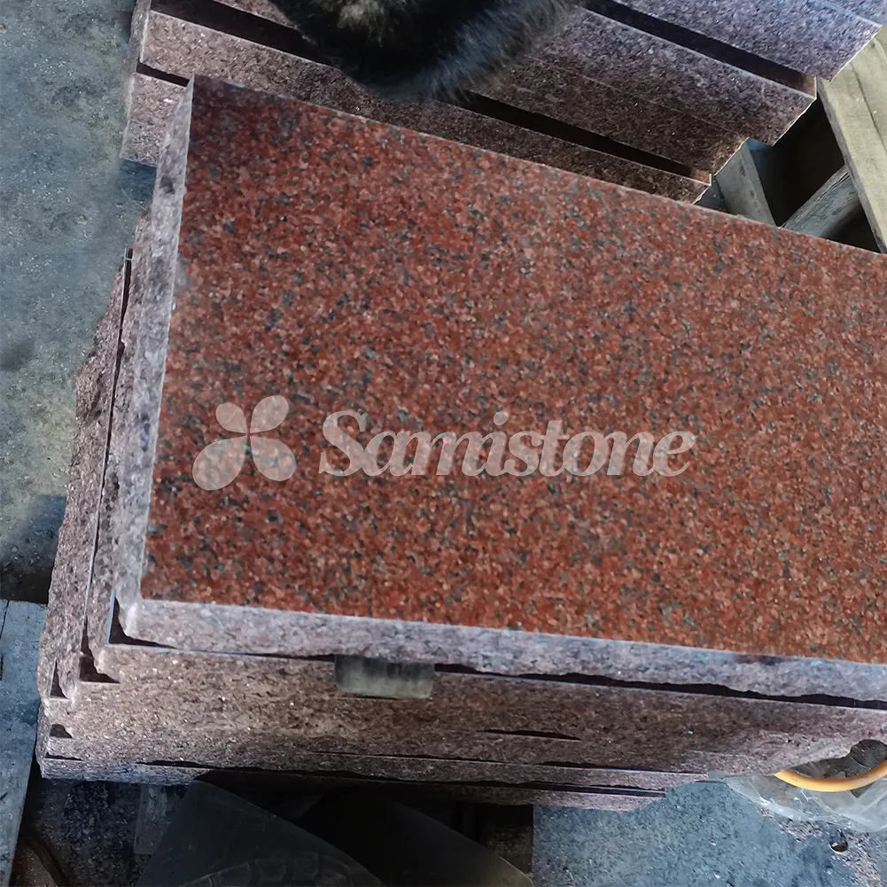 Samistone India Red Granite Imperial Red Grass Marker Pillow Top Headstone Tombstone Red Mahogany Granite