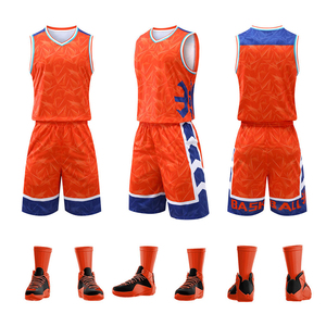 Conjunto de Camiseta y Pantalones Cortos de Baloncesto Personalizados por el Fabricante, Uniformes Estilo Equipo de Liga para Entrenamiento y Uso por los Aficionados - Product Image 5