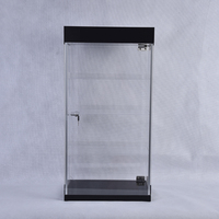 Vitrine acrylique transparente avec portes verrouillables Vitrine à quatre couches avec éclairage LED pour produits cosmétiques de soins de la peau