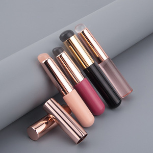 Pinceau applicateur de rouge à lèvres et correcteur en silicone souple Q, tête petite, portable, mini, pour lèvres, unisexe, commerce extérieur transfrontalier, manche en bois - Product Image 2