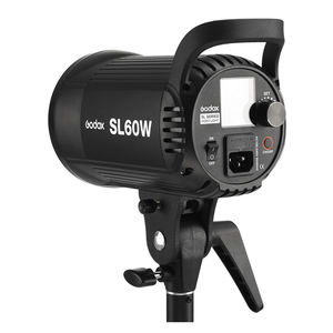 <span class=keywords><strong>Godox</strong></span> <span class=keywords><strong>SL</strong></span>-<span class=keywords><strong>60W</strong></span> LED Vidéo Lumière 5600K Blanc Version Vidéo Lumière Lumière Continue Monture Bowens - Product Image 4