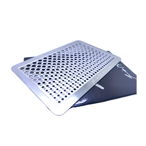 Carte métallique créative personnalisée broyeur de cigarettes broyeur de tabac accessoires de cigarette meulage carte de meulage de cigarettes carte de meulage - Product Image 3